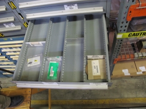 STANLEY VIDMAR HEAVY DUTY 9-DRAWER PARTS CABINET W/ CONTENTS (W-50) LOADING & HANDLING FEE $25-